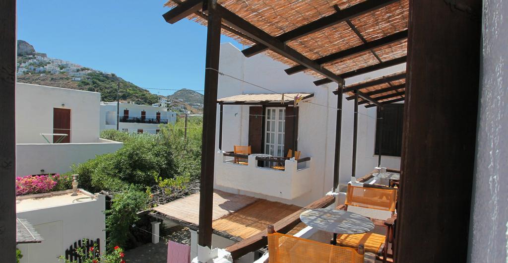 Ferogia Hotel Skyros Exterior photo