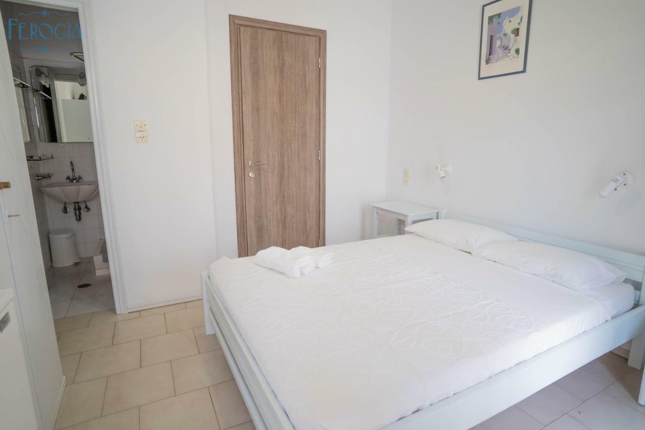 Ferogia Hotel Skyros Exterior photo